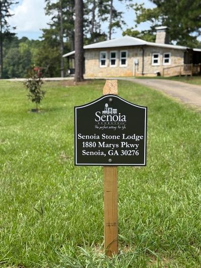 Stone Lodge 1880 Mary's Pkwy 